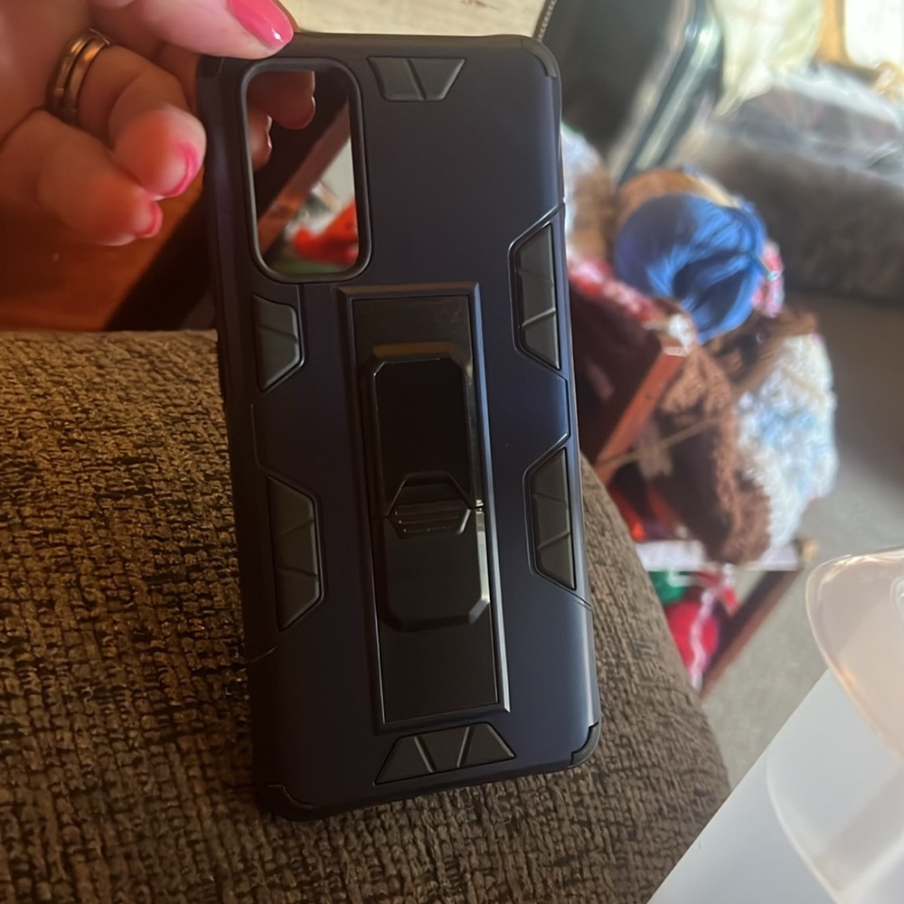 Cases - Picture 2 of 2